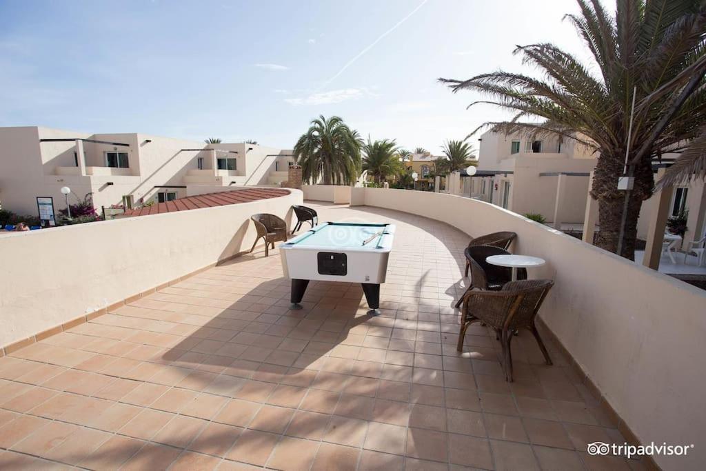 Corralejo Suite Pool & Gardens - Alisios Playa Buitenkant foto